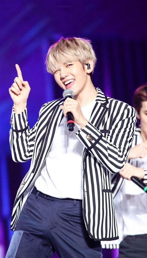 Baekhyun Cute Exo K Pop Love Me Right Hd Phone Wallpaper Peakpx