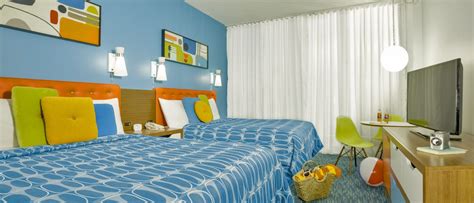 Hotels Near Universal Orlando | Rooms | Cabana Bay Beach Resort