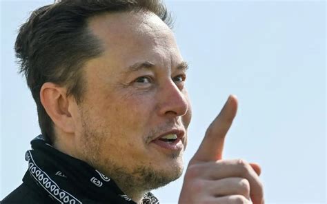 Elon Musk Sesumbar Siap Jual Saham Tesla Untuk Atasi Kelaparan Dunia