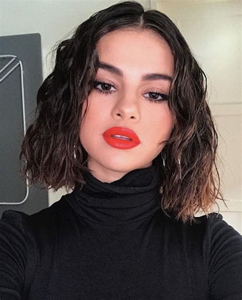 Selena Gomez S Best Beauty Selfies Popsugar Beauty