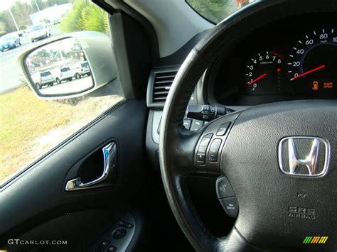 2005 Silver Pearl Metallic Honda Odyssey Touring 24493038 Photo 22