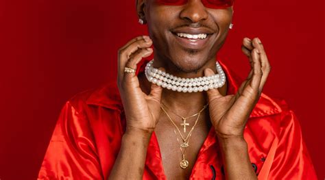 Beyond Binaries The Rise Of Genderless Jewelry