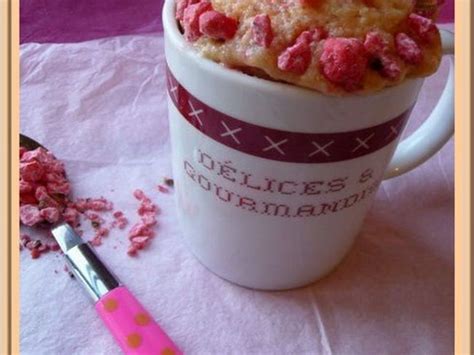 Mug Cake Aux Pralines Roses Recette Par Oh La Gourmande