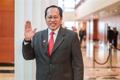 No Contest Motion Did Not Breach Umno Constitution Ahmad Maslan