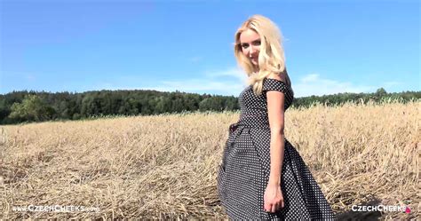 Victoria Puppy Horny In Haystack