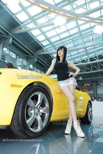 Xxx Nude Girls Hwang Mi Hee At Chevrolet Exhibitions