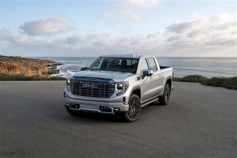 Theetge Chevrolet Buick GMC à Québec Comparaison entre le GMC Sierra