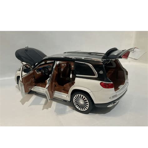 Masinuta De Jucarie Model Jeep Mercedes Maybach Gls Cu Usi Care