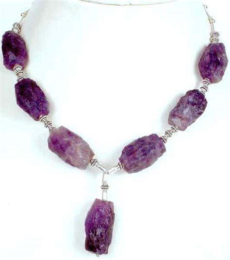 FASHION 2011 - MOST FASHION TRENDS 2011: Amethyst Necklaces