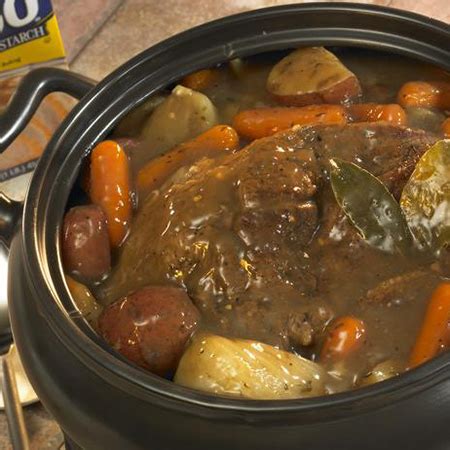 Slow Cooker Beef Pot Roast with Gravy - Tone's®