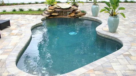 5 Unique Ideas for Grotto Swimming Pools