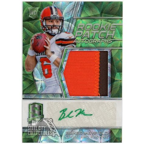 Baker Mayfield 2018 Panini Spectra Neon Green Rookie Patch Autograph