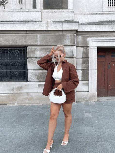 Brown Is The New Black: 13 Aesthetic Brown Outfits That Prove It