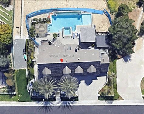 Snoop Dogg’s House (Google Earth) – Google Earth Hacks