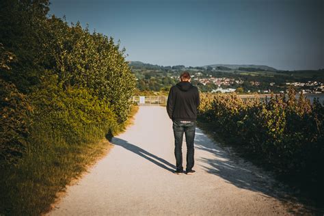 Foto De Stock Gratuita Sobre Al Aire Libre Caminando Caminar