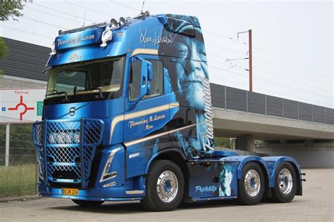 Flemming M. Larsen - Volvo FH5 6x2 - Transportmodels