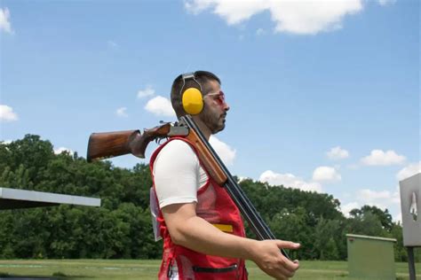 How To Skeet Shoot The Clay Bird