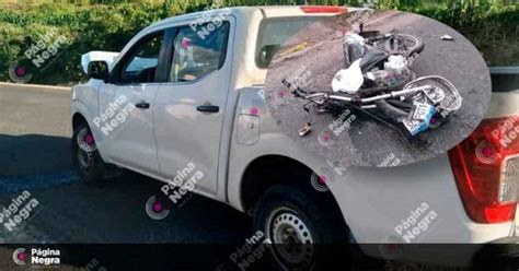 Moto Invade Carril Choca Con Camioneta En Azumiatla Una Mujer Fallece