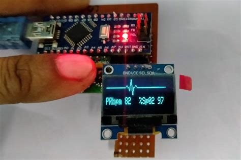 Compact Arduino Based Pulse Oximeter Sensor Circuit