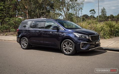 2020 Kia Carnival Platinum diesel review (video) – PerformanceDrive