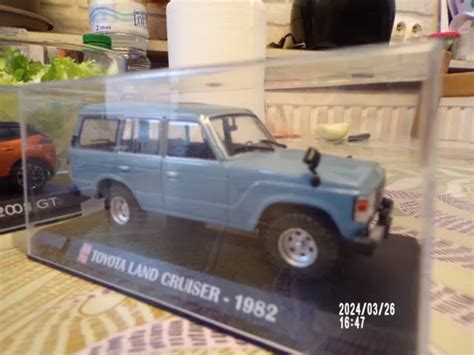 Voiture Miniature Ieme Toyota Land Cruiser De S Boite Eur