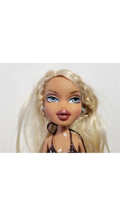 Bratz Hot Summer Dayz Cloe Preorder Hobbies Toys Toys Games On Carousell