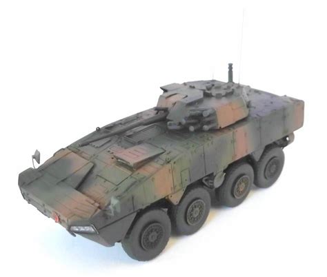 gulumik military models kto rosomak hitfist  uparmored  tololoko