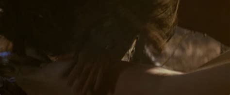 Nude Video Celebs Leslie Stefanson Nude The General S Daughter 1999