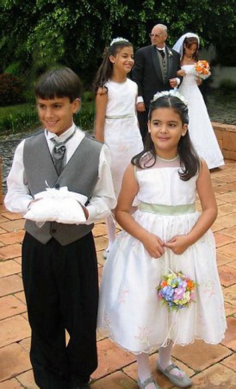 Trajes De Pajes Para Bodas Estilo Y Belleza