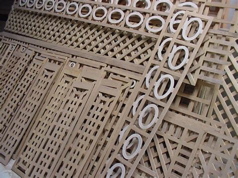 Pin By Accents Of France On French Wood Work Lattice Wall