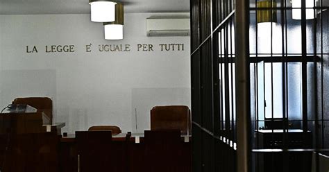 Tentata Estorsione Con Metodo Mafioso Due Arresti A Brindisi