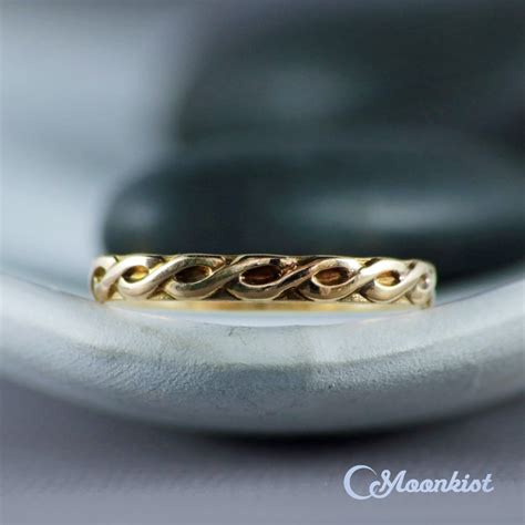 Celtic Infinity Wedding Band 14k Yellow Gold Celtic Knot Etsy