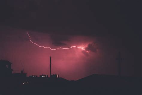 Red Lightning Pictures | Download Free Images on Unsplash