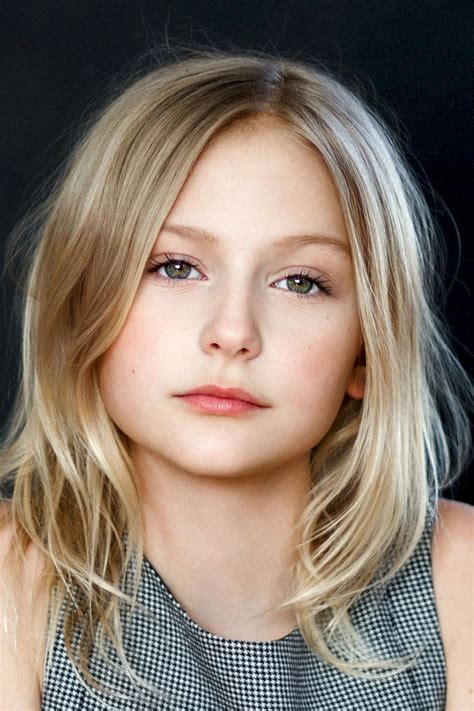 Alyvia Alyn Lind Sa Biographie Filmographie Et Quelques Photos