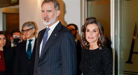 Felipe y Letizia recuerdan a las víctimas del terrorismo en el 20º