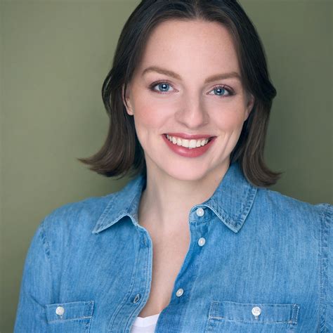 Carolyn Moore – bringing laughter + truth to acting, writing, and comedy.
