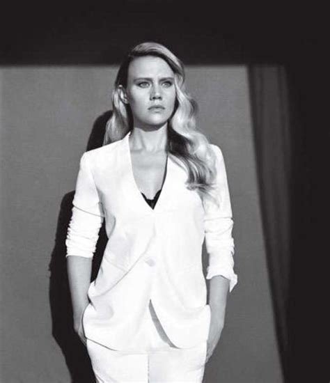 Hot Photos Of Kate McKinnon Barnorama