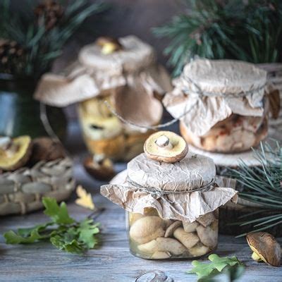 Грибы натуральные консервированные - рецепт как приготовить быстро и ...