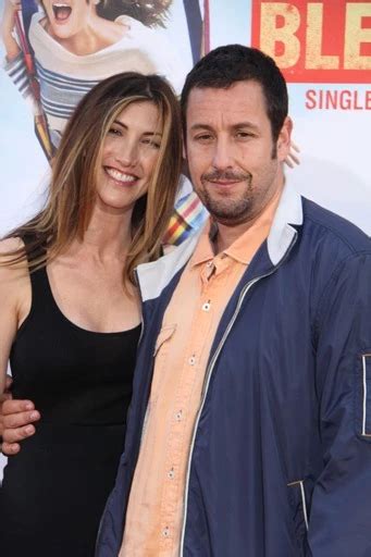 La mágica historia de amor de Adam Sandler y Jackie Titone GENTE