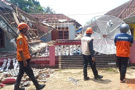 Dampak Kerusakan Akibat Bencana Gempa Di Tuban Meluas Di Tujuh Wilayah