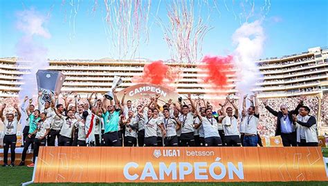 Revive La Premiaci N A Universitario De Deportes Campe N De La Liga