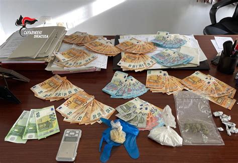 Rosolini Spaccio Di Droga Tra Le Mura Di Casa In Manette 50enne