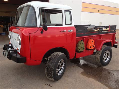 Jeep Fc 170 Pickup Has Tracks Hemi V8 And Acid Green Paint Autoevolution