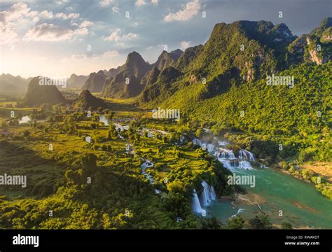 Vue aérienne de Ban Gioc Waterfall Cao Bang Vietnam Ban Gioc