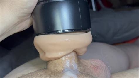 Utiliser Un Masterbator De Style Fleshlight Pour Jouir Rapidement Pornhub Gay