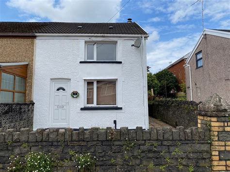 2 Bed Semi Detached House For Sale In Queens Road Skewen Neath Neath