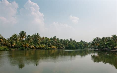 Kerala backwaters 02 · Free Stock Photo