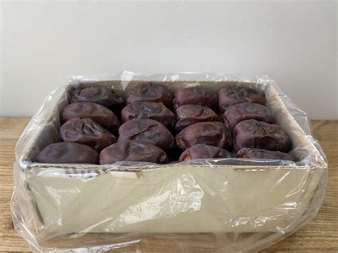 Финики Мазафати в коробке — 500 гр – купить в Москве с доставкой на дом ...