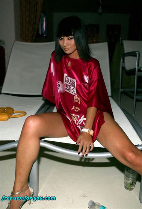 Bai Ling Nipple Slip And Showing Great Legs To Paparazzi Porn Pictures Xxx Photos Sex Images