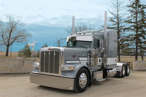 Grey 2018 Peterbilt 389 Truck Peterbilt Trucks Big Rig Trucks